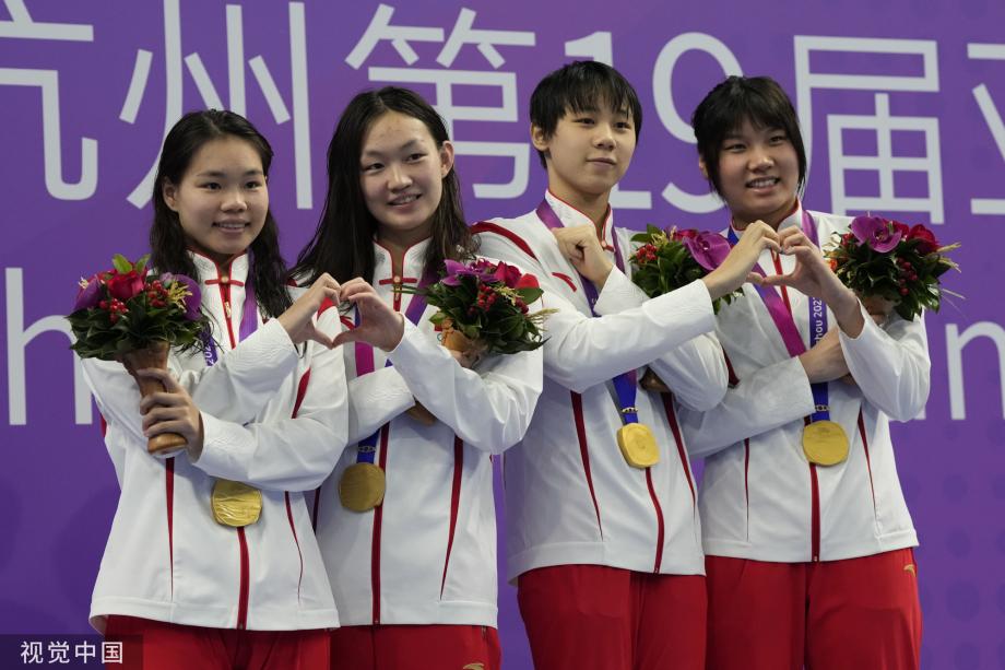 [图]亚运会-女子4X200米自由泳接力 中国队夺得金牌