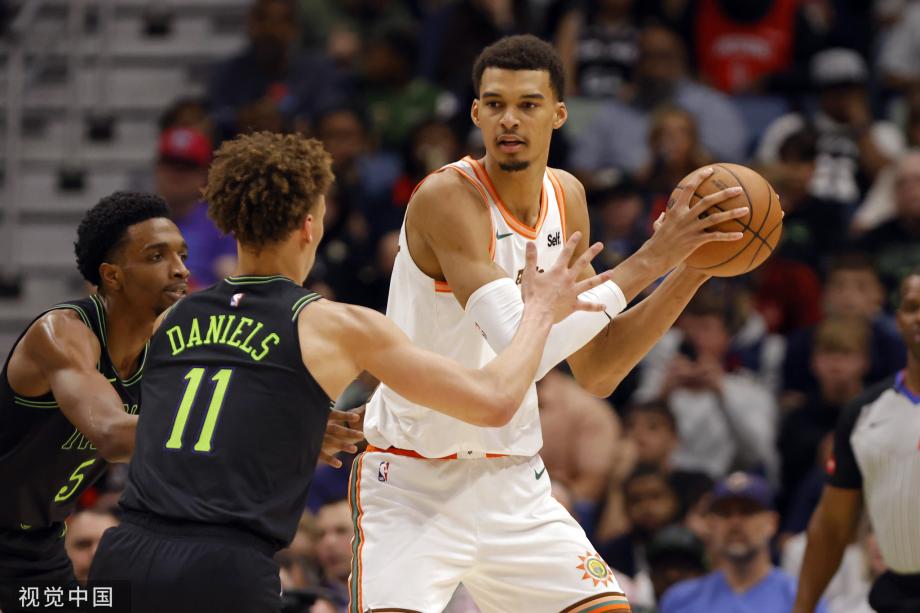 文班亚马17+12+9送关键封盖 马刺客场逆转鹈鹕