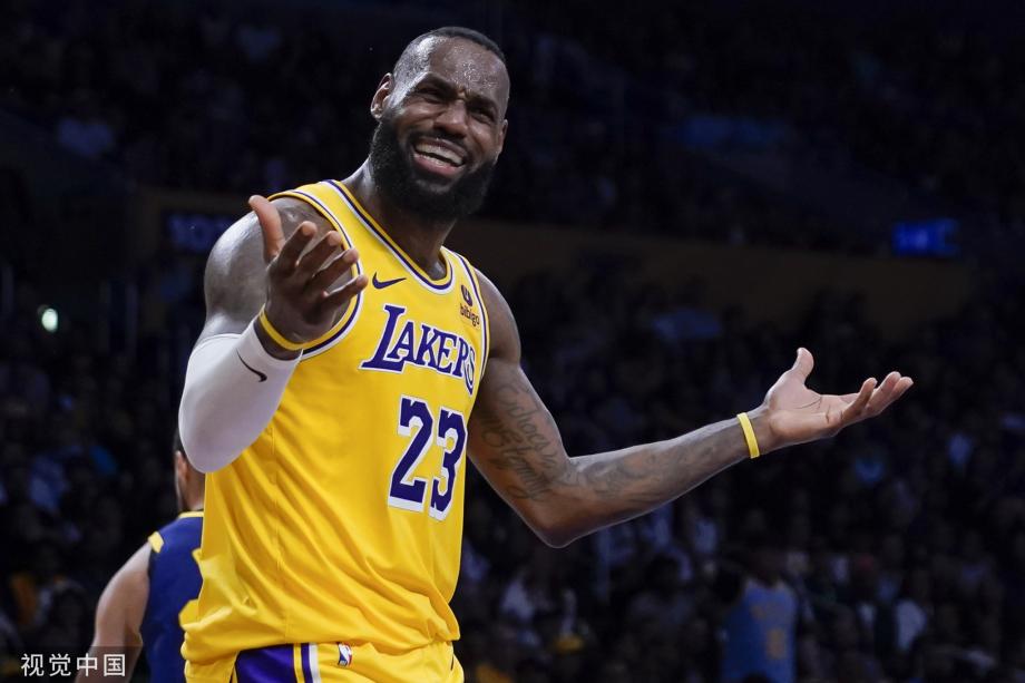 库里23分詹姆斯带病砍33+7+11 湖人负勇士