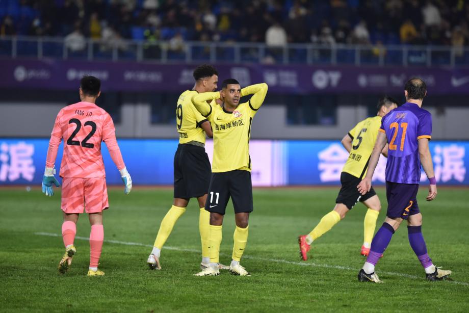 中超-阿代米世界波阿兰破门 津门虎3-1胜西海岸