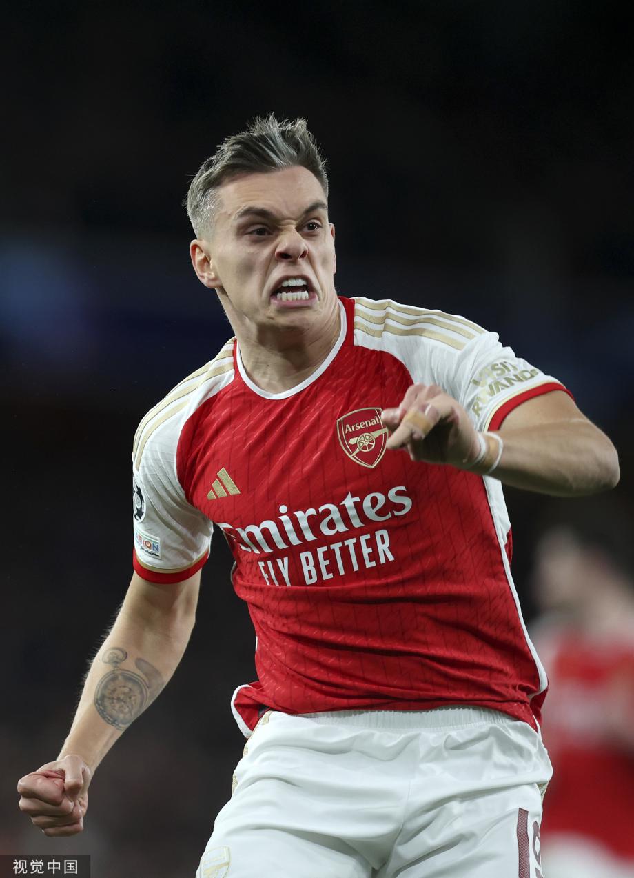 凯恩点射特罗萨德救主 阿森纳首回合2-2拜仁