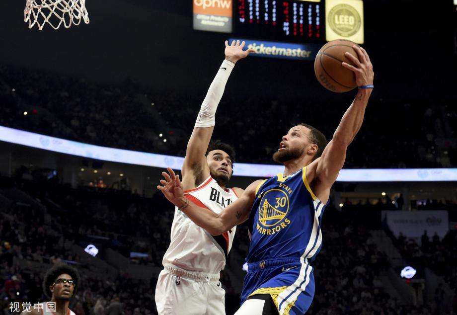库里22+7+8克莱追梦轮休 勇士力擒开拓者