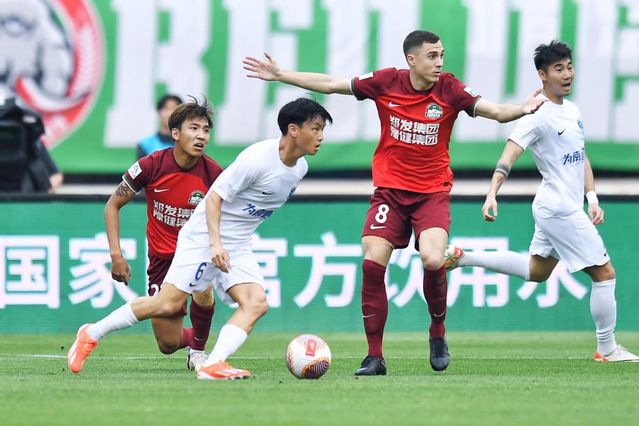 周缘德收获中超处子球 河南1-1南通仍一胜难求