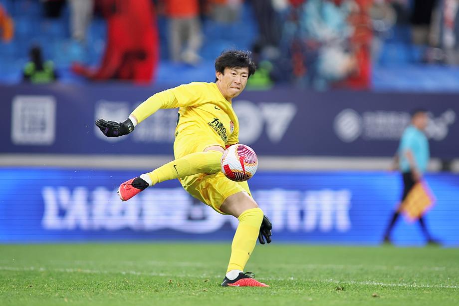 许东破门 青岛海牛2-0浙江俱乐部获赛季首胜