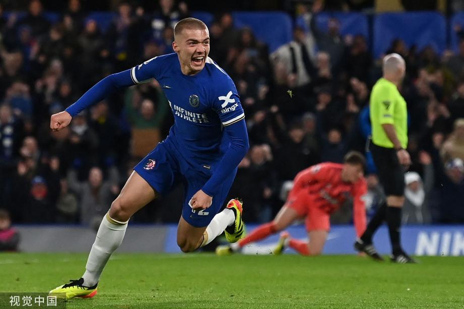 帕尔默大四喜 切尔西主场6-0大胜埃弗顿