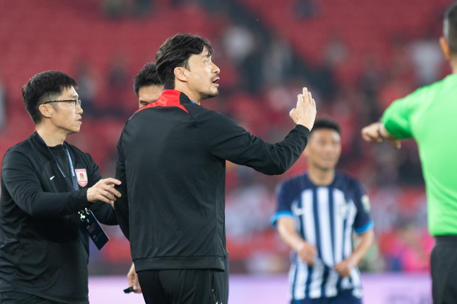 谭龙进球被吹 谢晖首秀亚泰客场0-0三镇