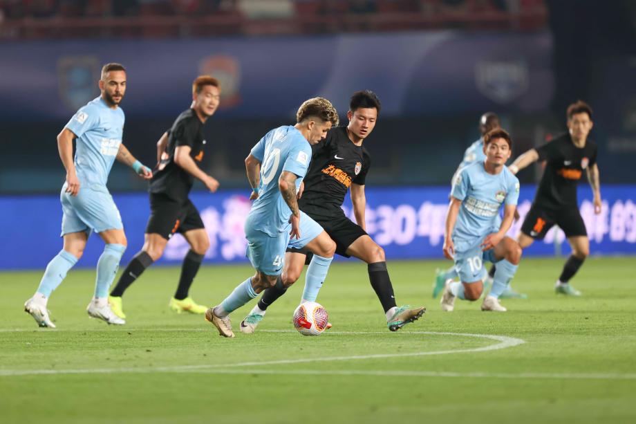 阿奇姆彭处子球制胜 河南1-0海牛获赛季首胜