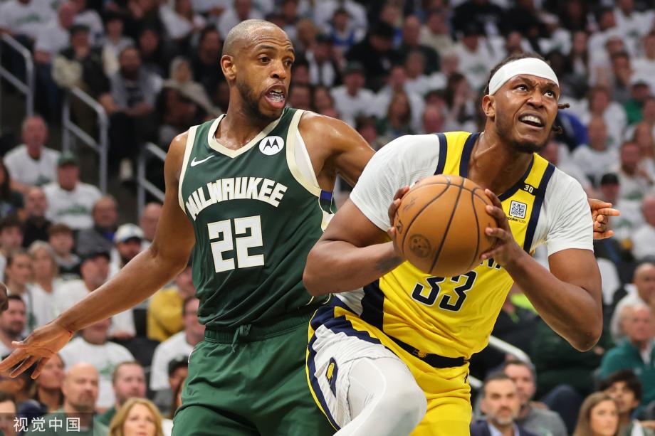 西亚卡姆37+11+6 步行者轻取雄鹿总分扳成1-1平