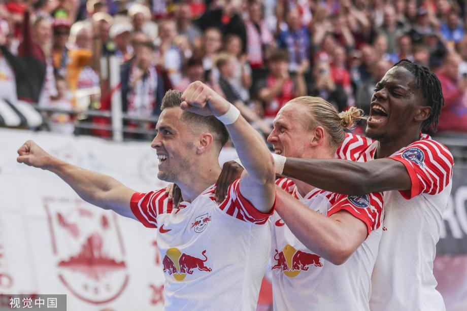 连丢4球1-4遭莱比锡逆转 多特落后前四5分