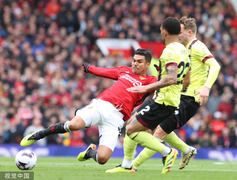 安东尼联赛首球奥纳纳送点 曼联1-1平伯恩利