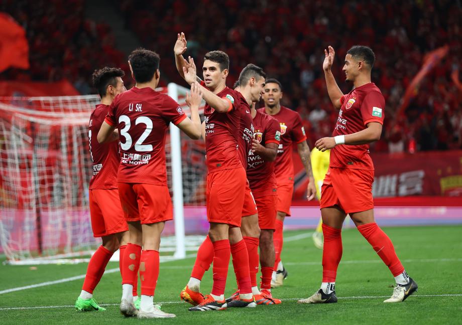 武磊梅开二度 上海海港主场大胜长春亚泰