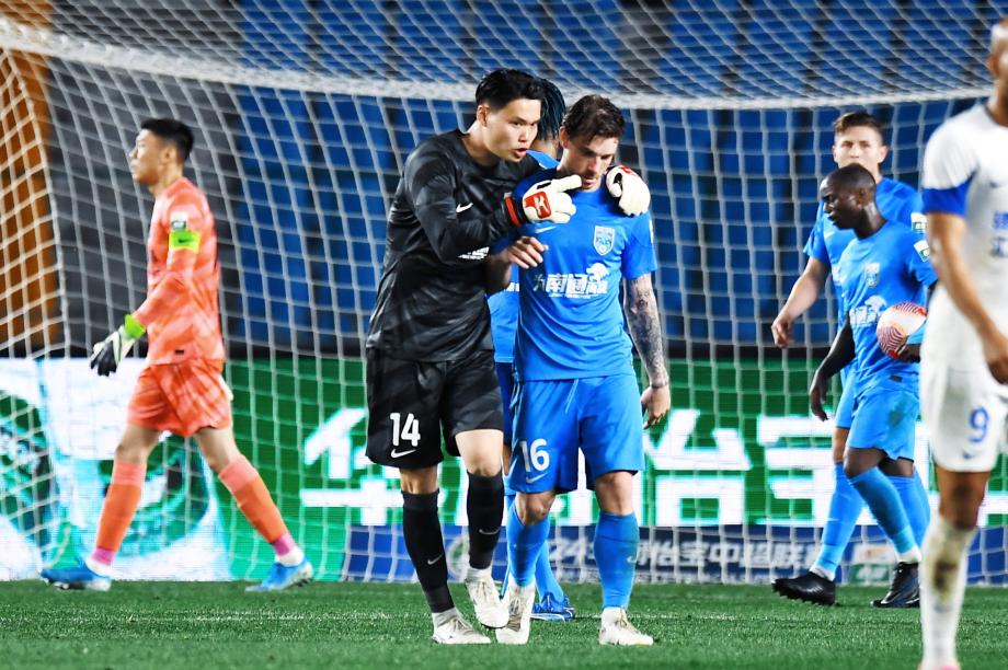 中超-沧州1-1南通 郑凯木客串门将做关键扑救