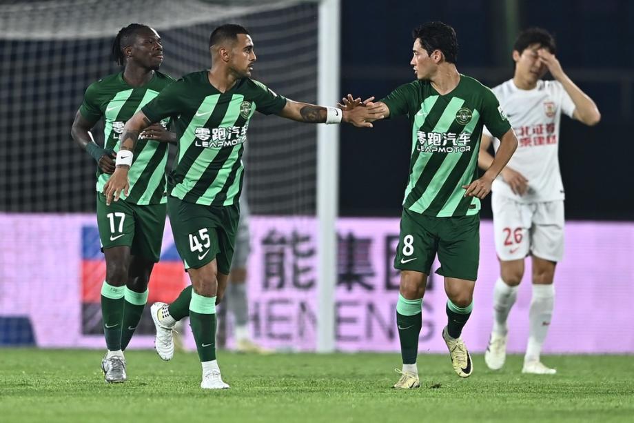 中超-莱昂纳多双响高迪破门 浙江队3-1逆转亚泰