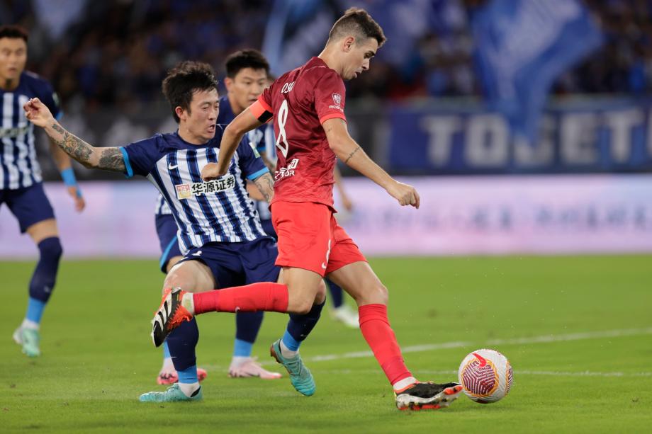 中超-奥斯卡巴尔加斯破门 海港2-0三镇9连胜