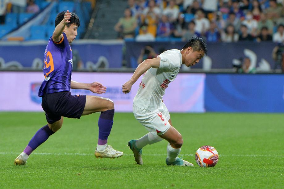 各打半场好球 天津津门虎主场战平长春亚泰