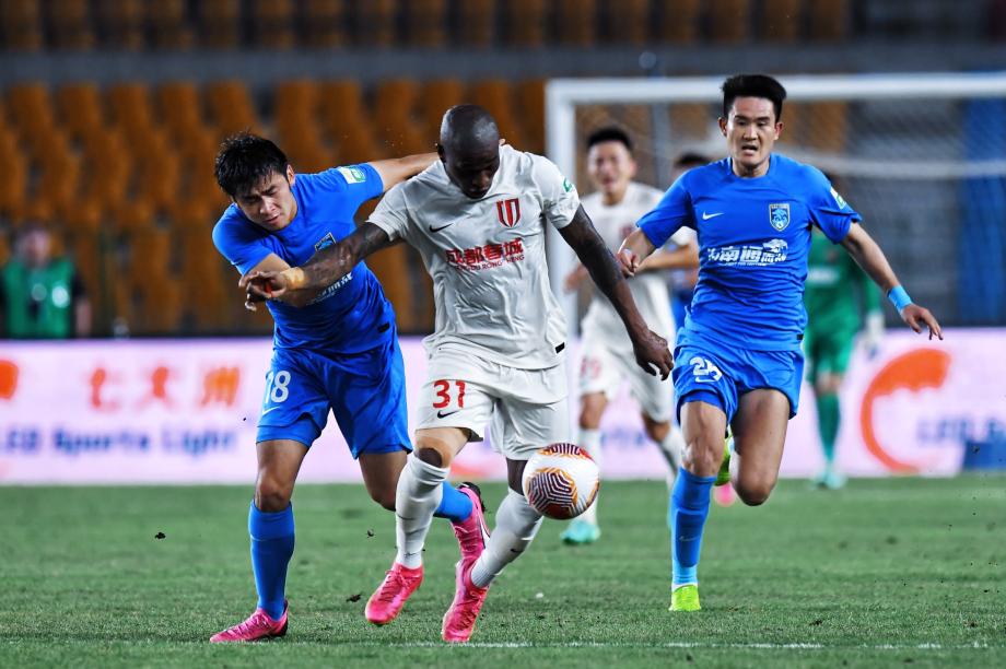 中超-周定洋头球制胜 成都蓉城1-0南通支云