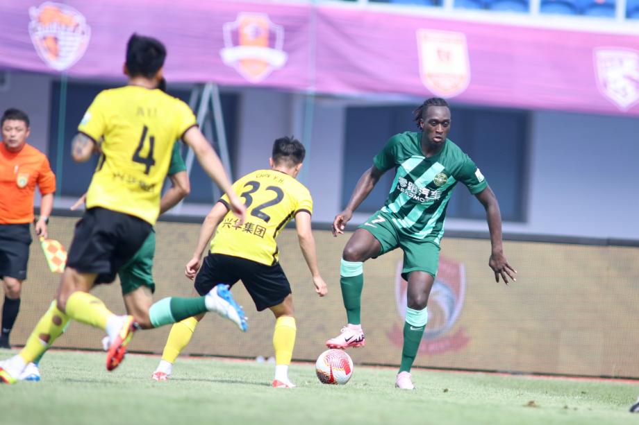 阿兰2射1传董春雨送空门 西海岸5-2双杀浙江