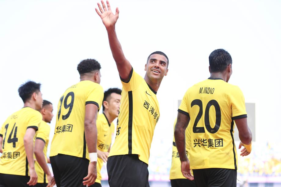 阿兰2射1传董春雨送空门 西海岸5-2双杀浙江