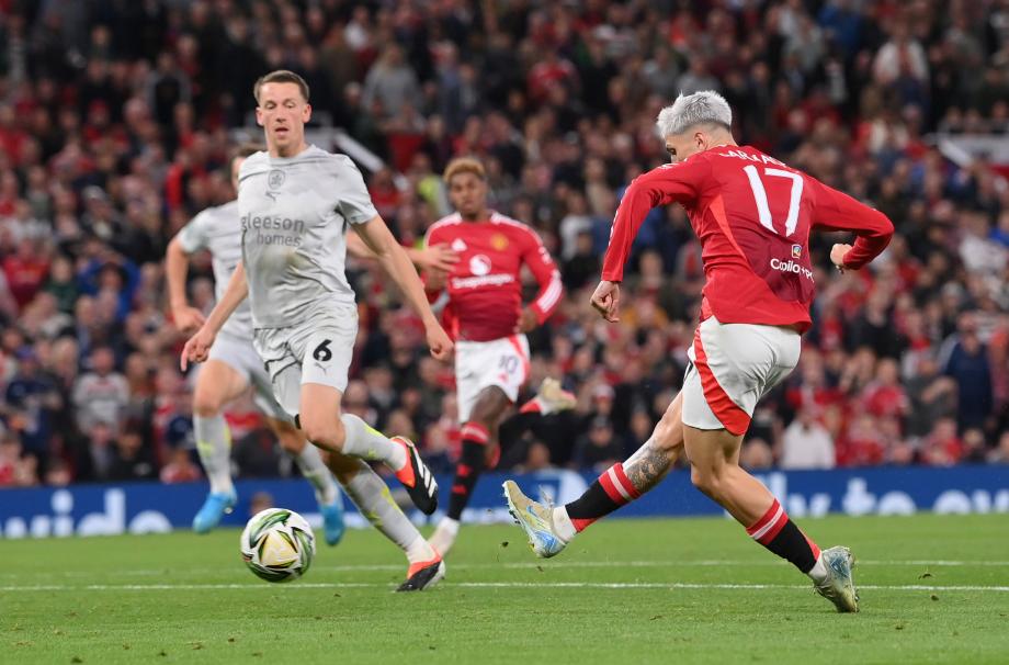 联赛杯-加纳乔埃里克森双响 曼联7-0巴恩斯利