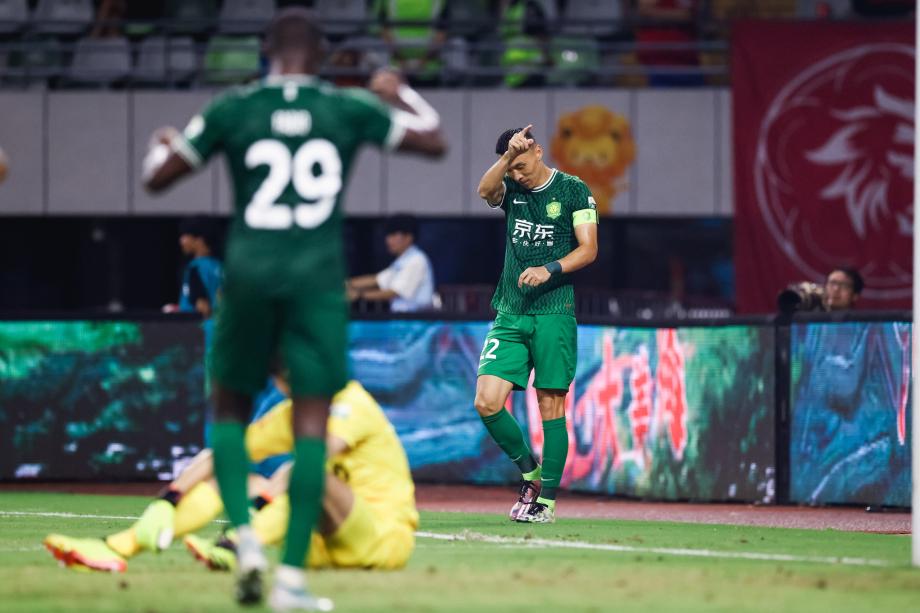 李磊头槌于大宝建功 北京国安客场3-1梅州客家