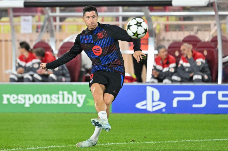 欧冠-伊列尼赫纳建功亚马尔破门 巴萨1-2摩纳哥