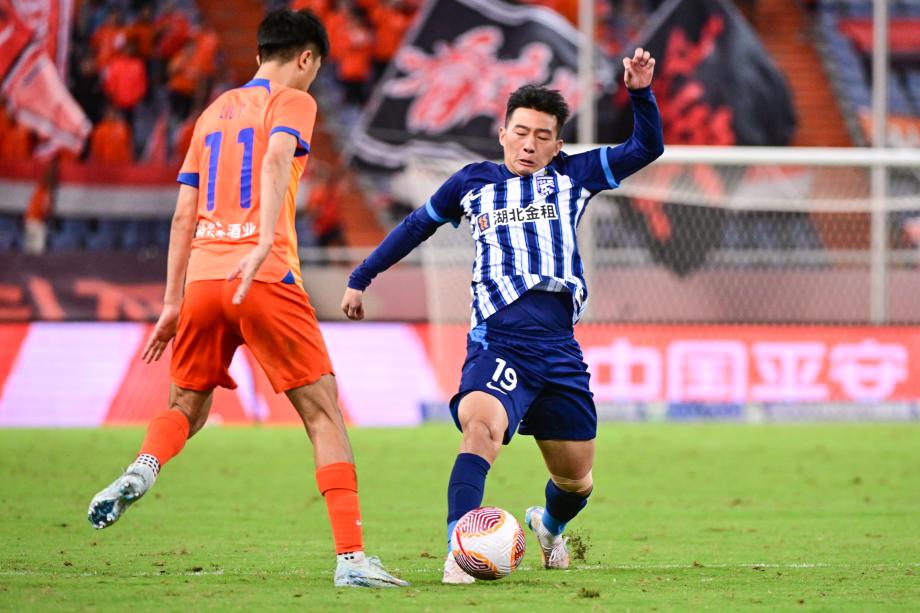 山东泰山0-0武汉三镇 近6轮仅1胜失争三可能