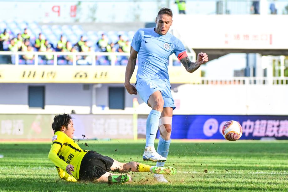 杜加利奇乌龙球 青岛西海岸3-2绝杀深圳新鹏城