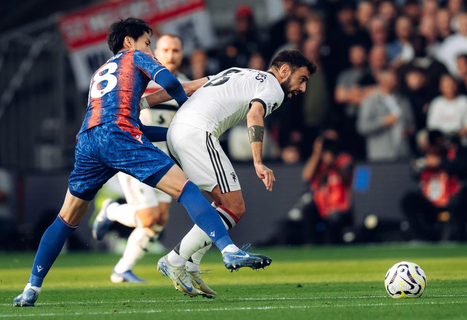 B费中柱奥纳纳神扑 曼联客场0-0战平水晶宫