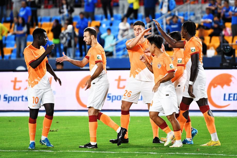 中超-郑浩乾双响 10人青岛海牛1-2不敌南通支云