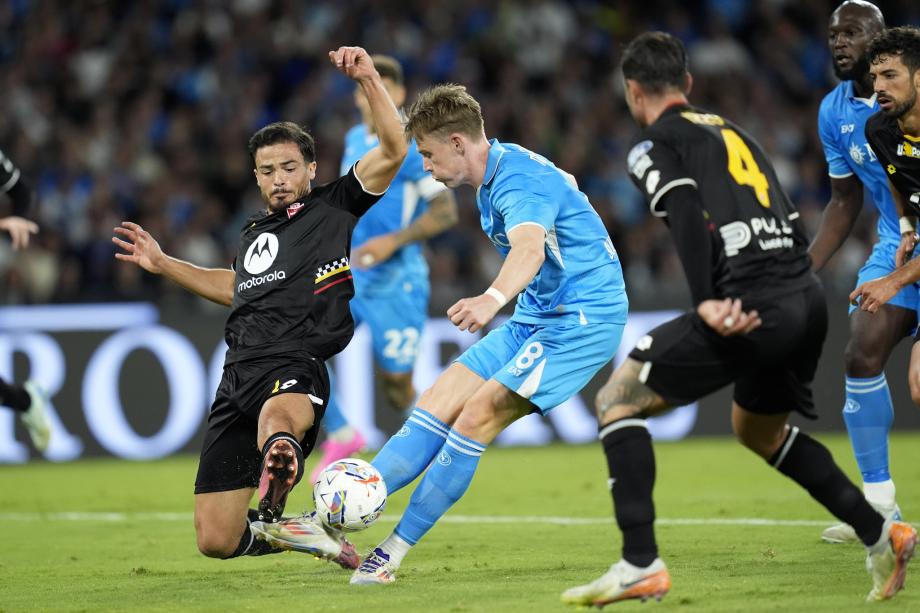 麦克托米奈助攻K77破门 那不勒斯2-0登顶意甲