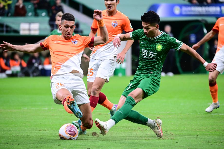 中超-曹永竞林良铭双响 北京国安6-0大胜青岛海牛