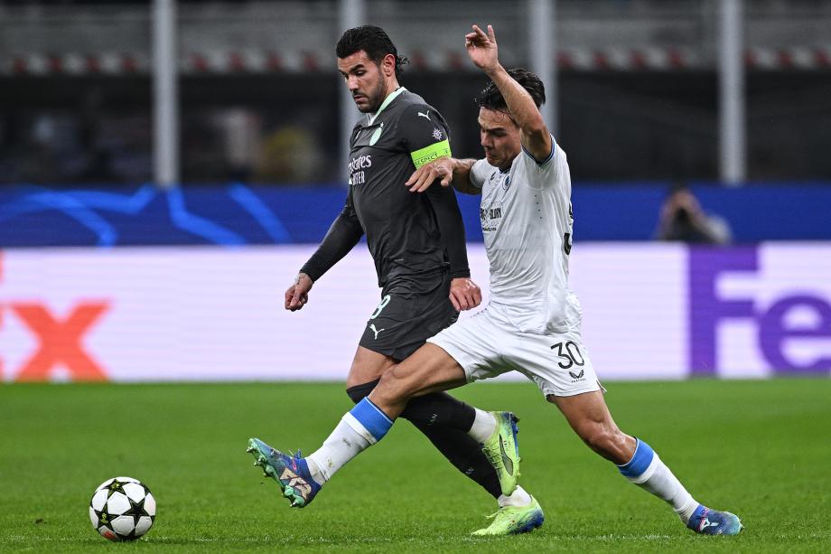 赖因德斯双响普利西奇破门 米兰3-1十人布鲁日