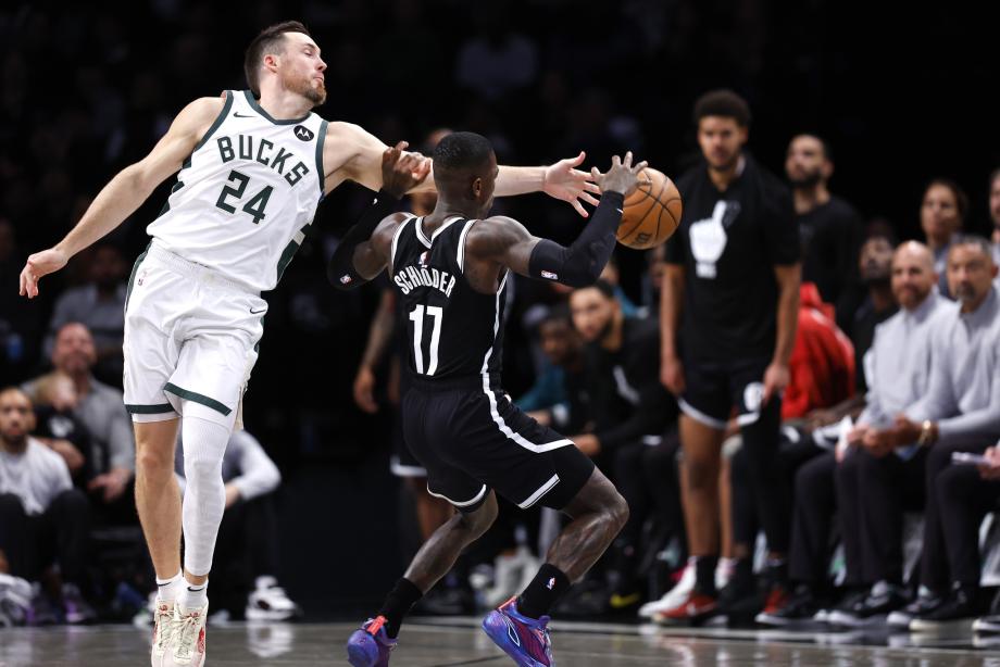 崔永熙完成NBA常规赛首秀 雄鹿不敌篮网两连败