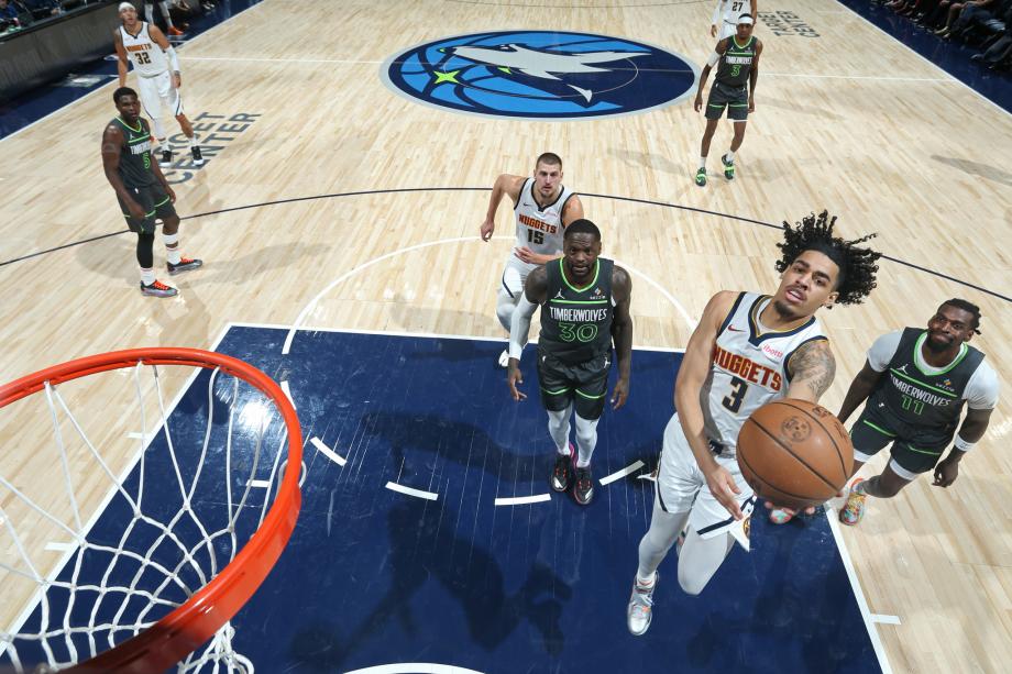 约基奇空砍26+9+13爱德华兹29分 掘金负森林狼