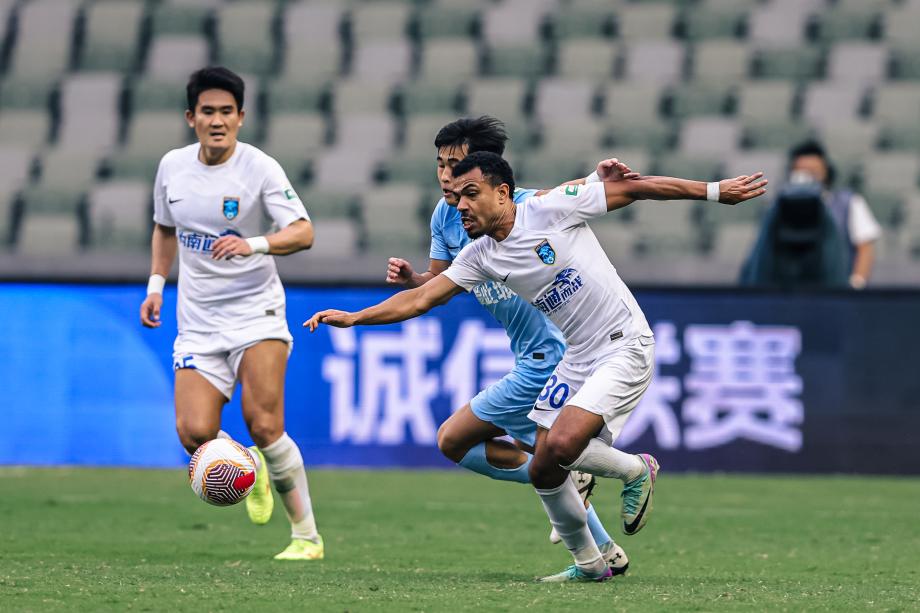 卡尔采夫世界波 深圳新鹏城2-1南通支云成功保级