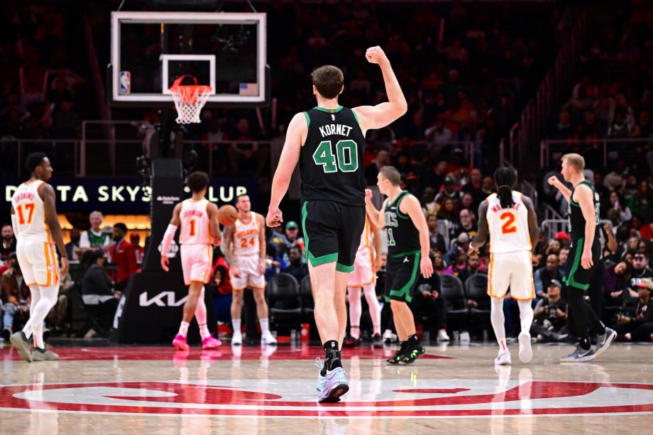 塔图姆28+9杨10中1伤退 凯尔特人大胜老鹰