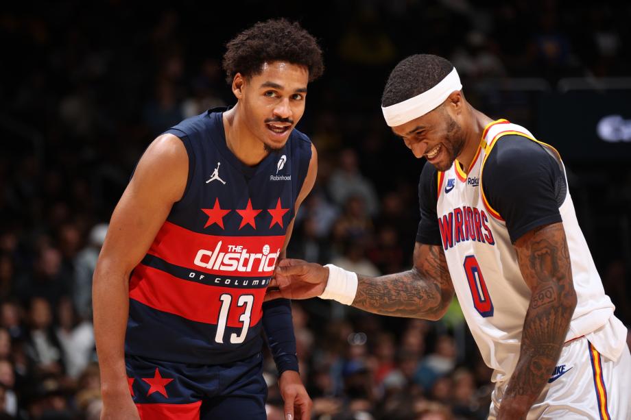 库里复出砍24+6普尔24分 勇士客场轻取奇才