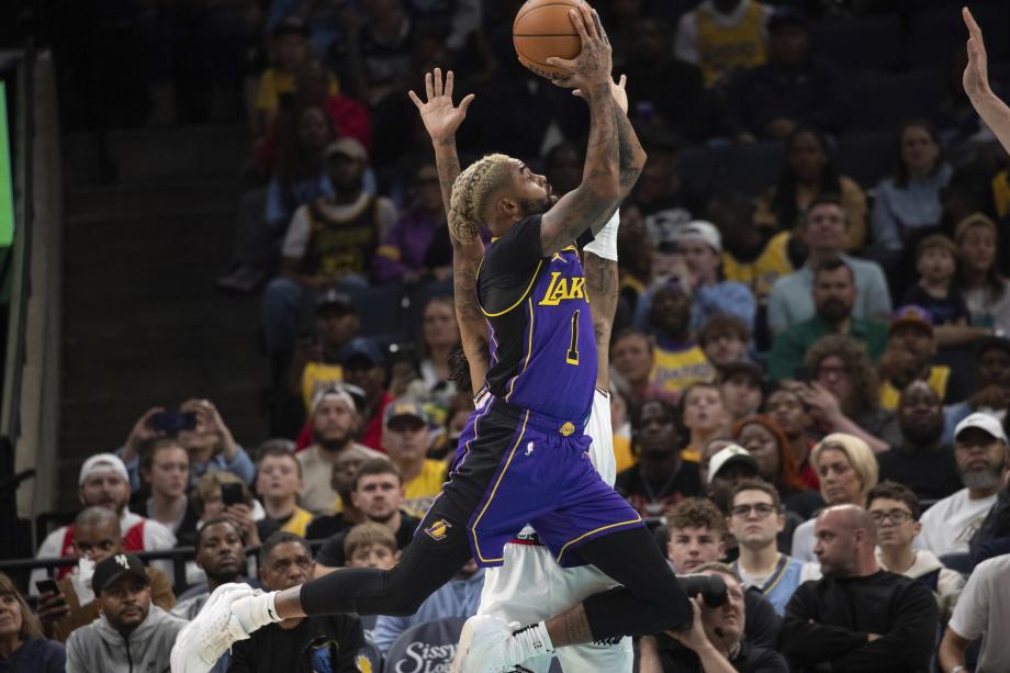 詹姆斯39分浓眉伤停 莫兰特20+5湖人不敌灰熊