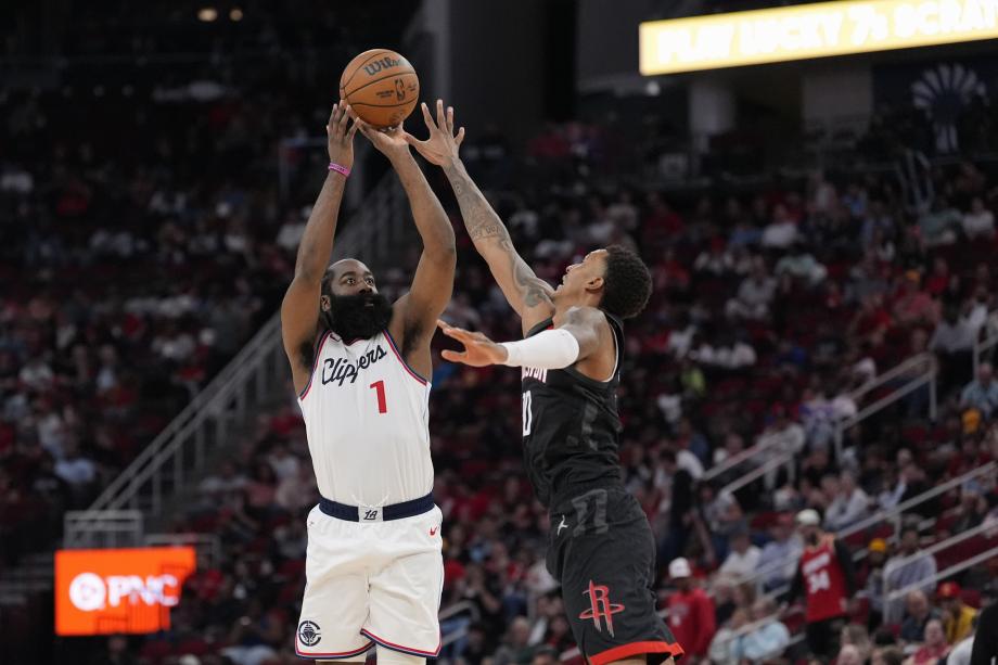 格林21+7哈登战旧主19分 替补发威火箭胜快船