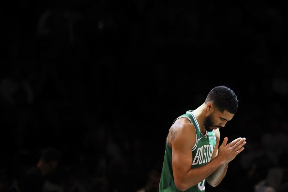 塔图姆36+9+10布朗24+12 凯尔特人大胜篮网