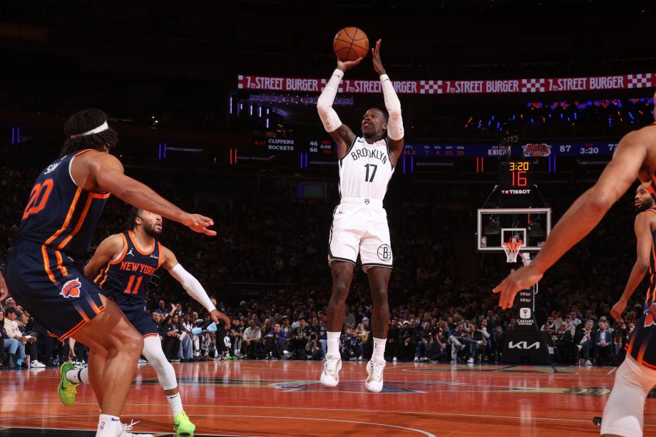 布伦森37+7准绝杀！纽约德比尼克斯险胜篮网