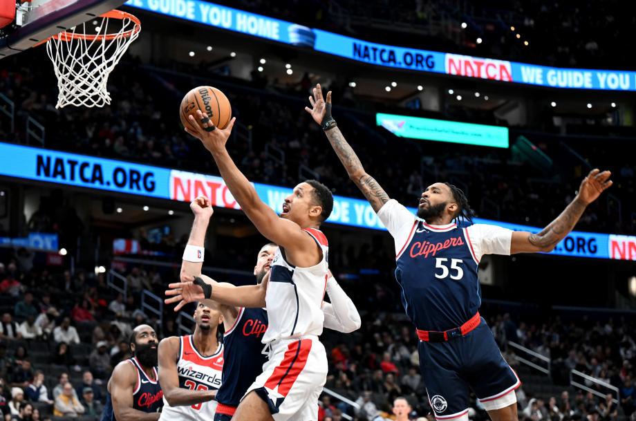 哈登三节轰43分祖巴茨18+16 快船送奇才13连败