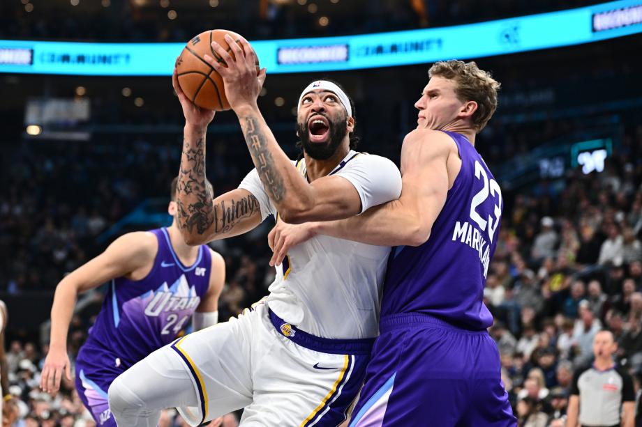 詹姆斯27+14浓眉33+11 湖人险胜爵士回西部第5