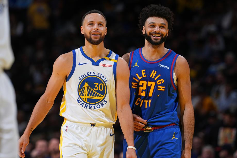 约基奇38+10+6库里24+7+11 掘金逆转送勇士5连败