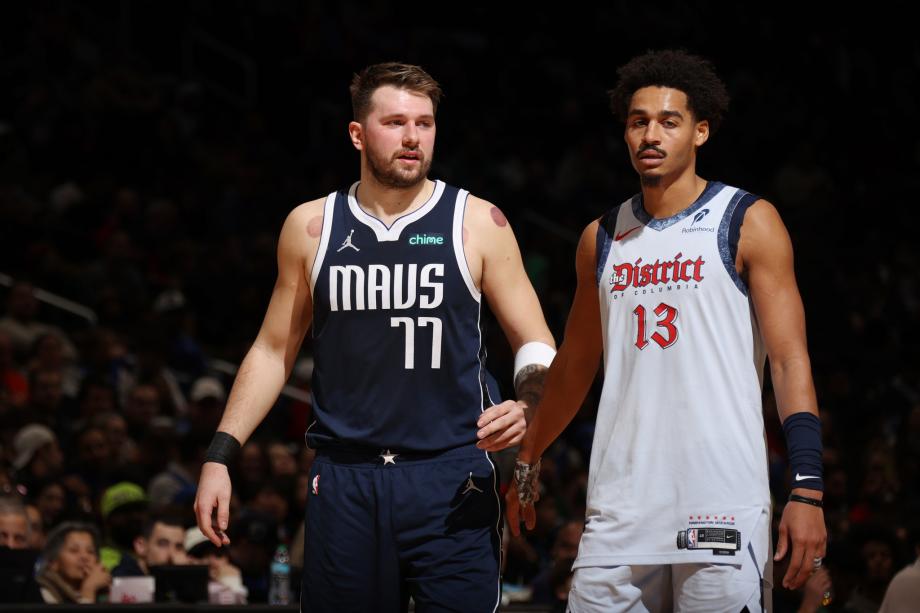 东契奇三双欧文25分 独行侠大胜送奇才16连败