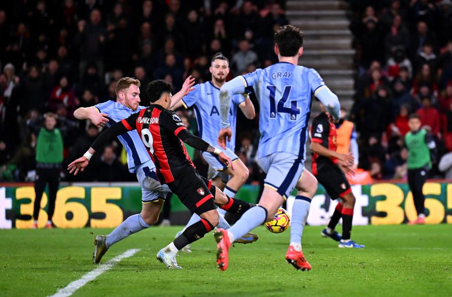 怀森制胜球孙兴慜破门被吹 热刺0-1伯恩茅斯