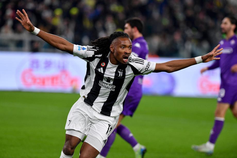 图拉姆梅开二度 尤文图斯主场战平佛罗伦萨