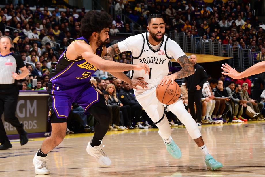 詹姆斯29＋7＋8  湖人1分险胜篮网