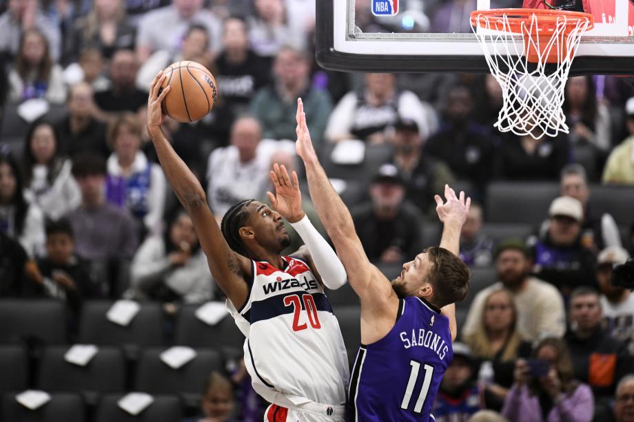 小萨29+18德罗赞24分 国王送奇才10连败