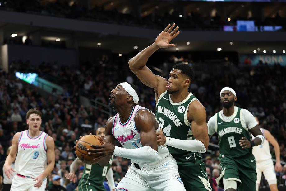 字母哥25+12利拉德29+9+11 雄鹿大胜热火五连胜